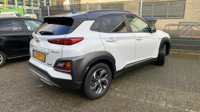 Hyundai Kona 1.6 GDI HEV Fashion