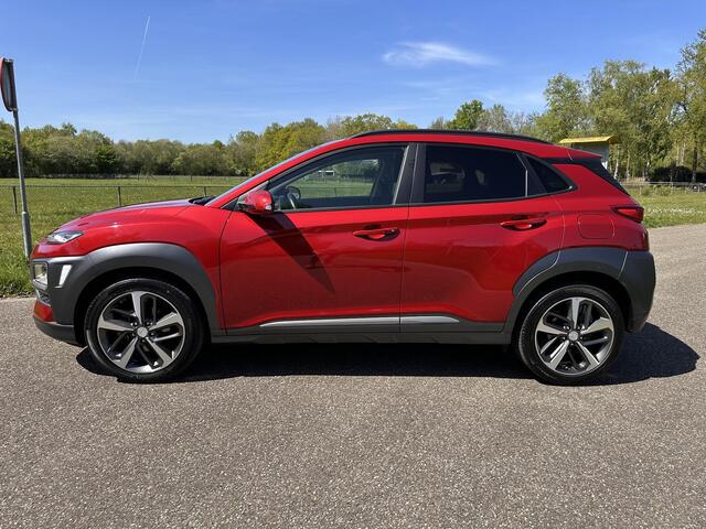 Hyundai Kona 1.0 T-GDI Premium | Luxe | 33.727 km | Topstaat | Vol opties! ?