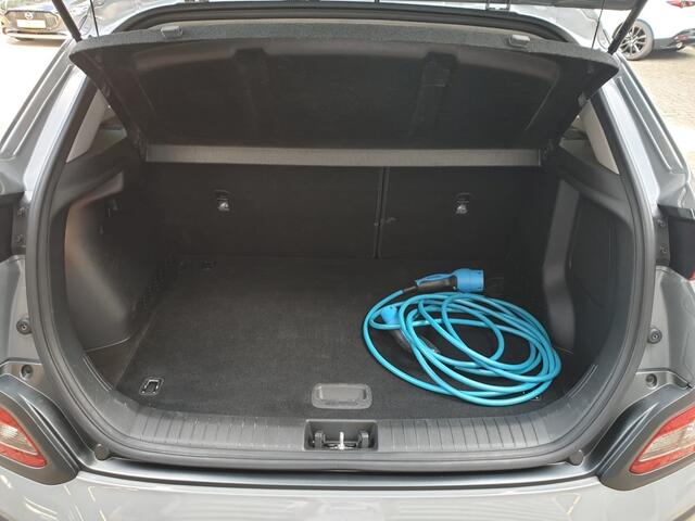 Hyundai Kona EV Premium 64 kWh Leder enz..