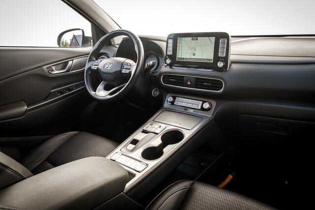 Hyundai Kona EV Premium 64 kWh | Adapt. Cruise | Leder | Head-Up | Elektr. Stoelen | Camera
