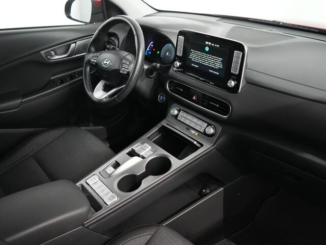 Hyundai Kona EV Comfort 39 kWh | Trekhaak | Camera | Carplay |