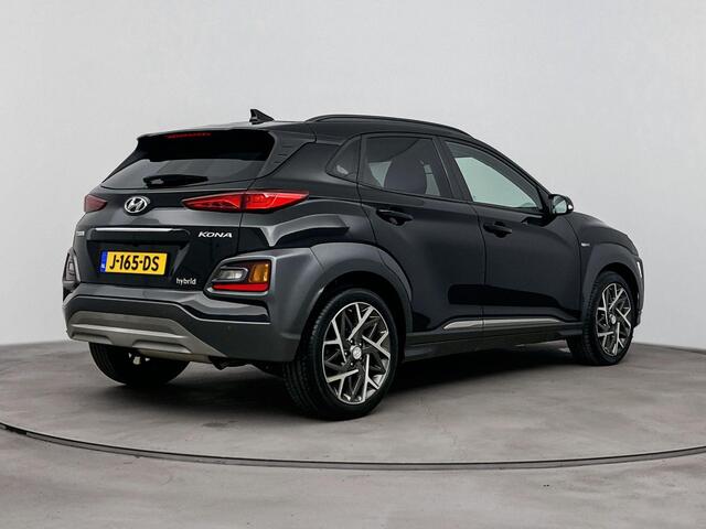 Hyundai Kona 1.6 GDI HEV Premium Sky Navigatie | cruise controle | apple carplay | panorama open dak | leder | stoelverwarming |