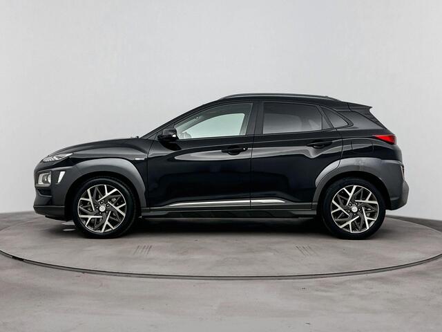 Hyundai Kona 1.6 GDI HEV Premium Sky Navigatie | cruise controle | apple carplay | panorama open dak | leder | stoelverwarming |
