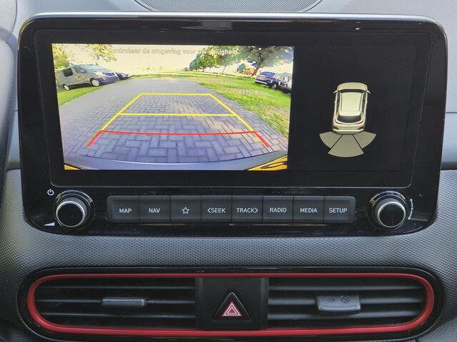 Hyundai Kona 1.6 GDI HEV Fashion Automaat / Apple Carplay Android Auto / HUD / Achteruitrijcamera / Keyless Entry/Start / Draadloze telefoon lader / Krell Audio Systeem / Cruise control /