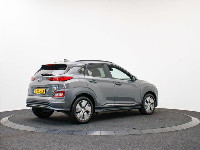 Hyundai Kona EV Premium 64 kWh | Warmtepomp | Snelladen