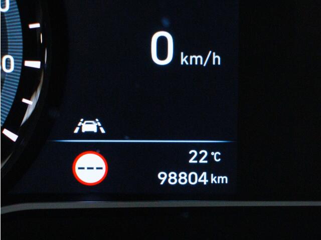 Hyundai Kona EV Premium 64 kWh | Warmtepomp | Snelladen