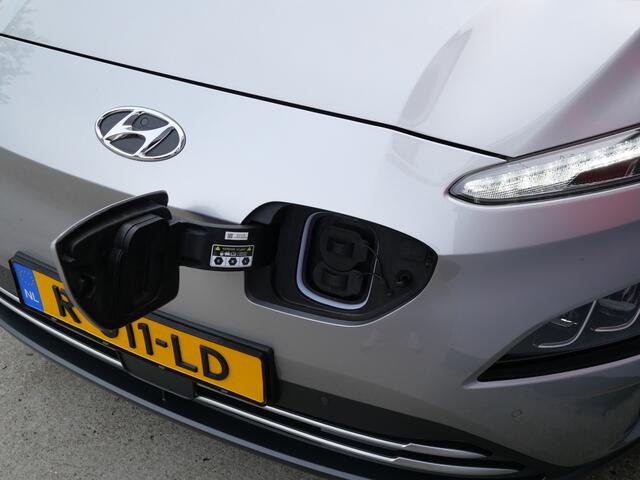 Hyundai Kona EV FASHION 39 kWh | A.C.C. | H.U.D | LED | KEYLESS | CAMERA | 3-FASE | FACELIFT!!