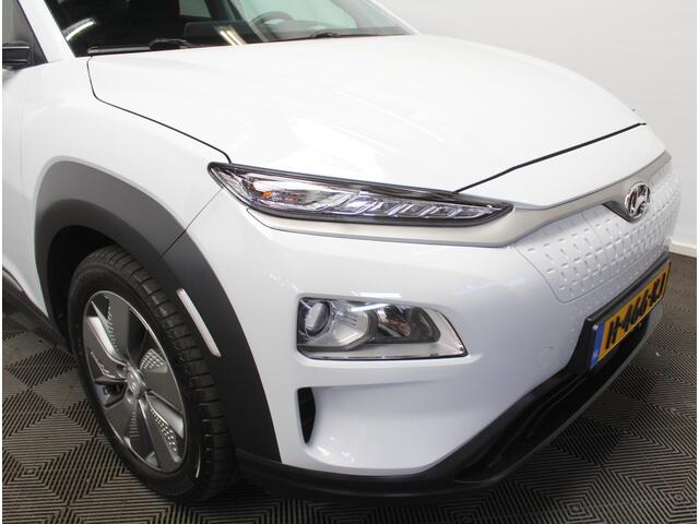 Hyundai Kona EV Fashion 64 kWh CARPLAY | LED | CAMERA | DAB | NAVI | ADAPCRUISE | HEAD-UP
