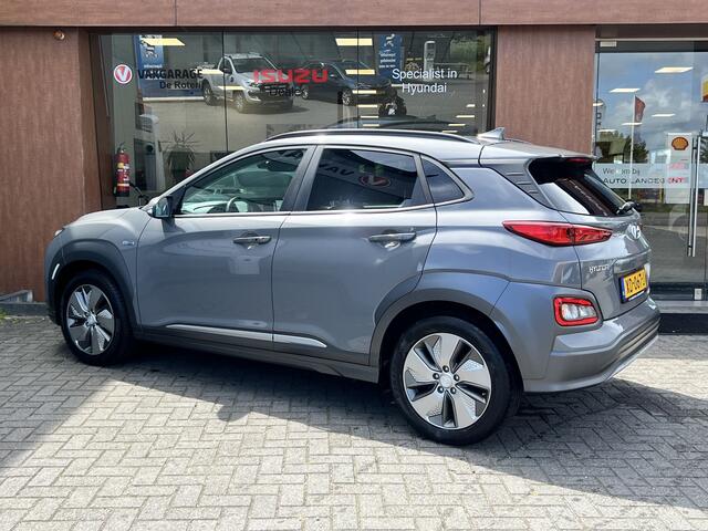 Hyundai Kona EV Premium 64 kWh