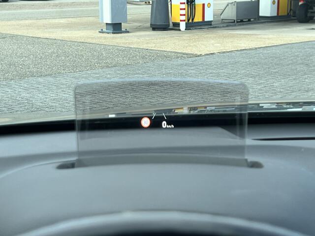 Hyundai Kona EV Premium 64 kWh