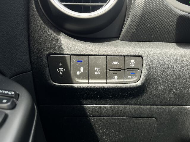 Hyundai Kona EV Premium 64 kWh