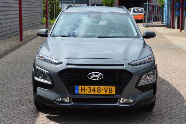 Hyundai Kona 1.0 T-GDI Comfort O.a: Camera, Carplay, DAB, Clima, Cruise, Rijklaar, Etc. All-in prijs!