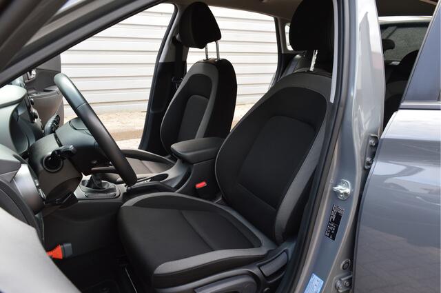Hyundai Kona 1.0 T-GDI Comfort O.a: Camera, Carplay, DAB, Clima, Cruise, Rijklaar, Etc. All-in prijs!