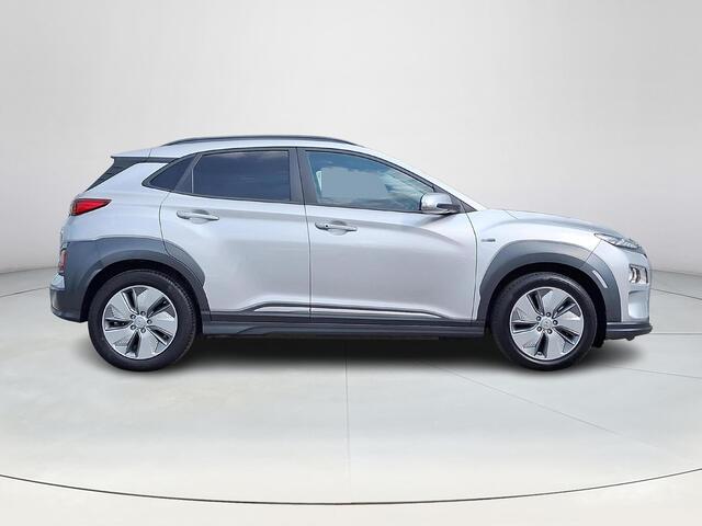 Hyundai Kona EV Fashion 64 kWh | Achteruitrijcamera | Apple Carplay/Android Auto | Head-up display | Adaptief Cruise Control | 36 Maanden garantie |