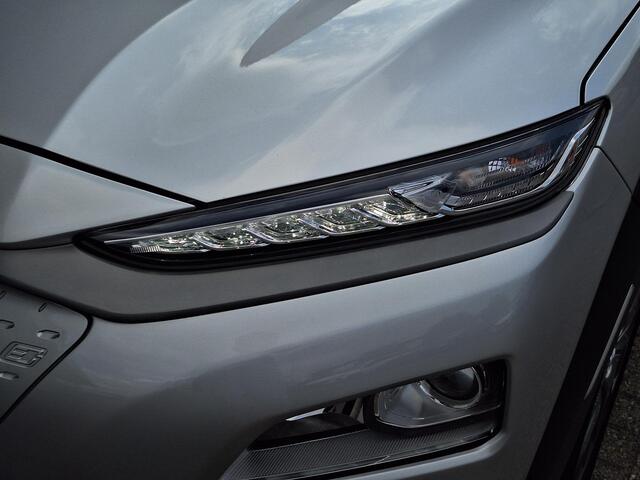 Hyundai Kona EV Fashion 64 kWh | Achteruitrijcamera | Apple Carplay/Android Auto | Head-up display | Adaptief Cruise Control | 36 Maanden garantie |