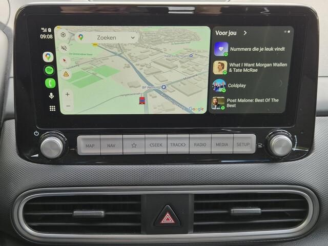 Hyundai Kona EV Comfort 64 kWh Automaat / Apple Carplay Android Auto / Adaptief cruise control / Krell Audio systeem / Achteruitrijcamera / Stuur- en Stoelverwarming / Warmtepomp /