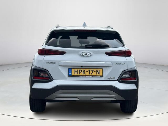 Hyundai Kona 1.6 GDI HEV Fashion Navigatiesysteem| Achterruitrijcamera| Sportvelgen| Parkeersensors achter| Climate control| Cruisecontrol|