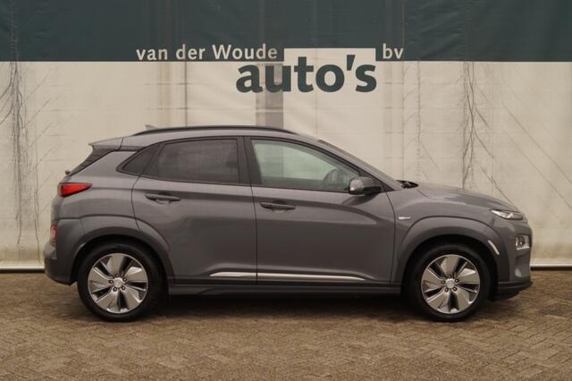 Hyundai Kona EV Premium 64kWh -LEER-ECC-NAVI-CAM-PDC-
