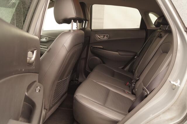 Hyundai Kona EV Premium 64kWh -LEER-ECC-NAVI-CAM-PDC-