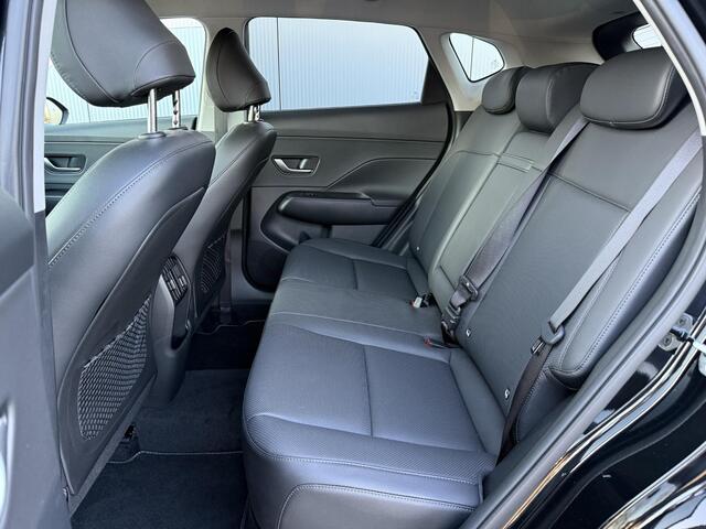 Hyundai Kona 1.6 GDI HEV Premium / Demo Actie / Leder / Elek. Bedienbare Voorstoelen / Stoel- & Stuurverwarming / Stoelverkoeling / 360 Camera /
