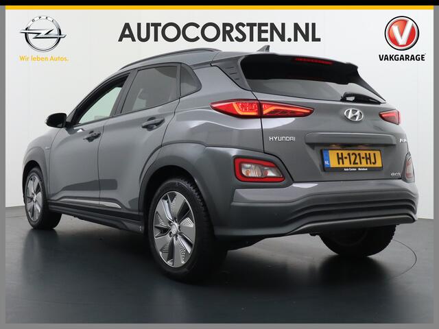 Hyundai Kona EV 64kWh Stoelverwarming Apple Carplay Android Auto Navi Ecc Adap.Cruise Head-Up Display Camera DAB PDC Fashion Design-Pack Keyless Bluelink Led Regen-Lichtsensor Dodehoek-assistent Rijstrooksensor 1e Eigenaar, 449km WLTP actieradius Heerlijke sterke en e