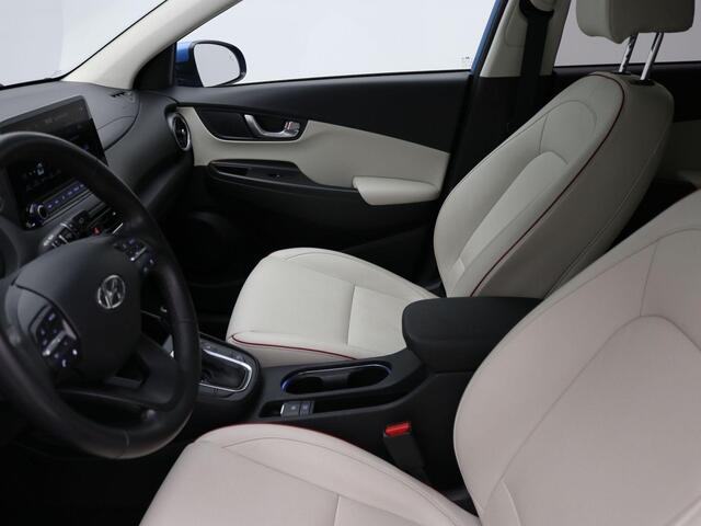 Hyundai Kona 1.6 GDI HEV Fashion Design Sky / Lederen bekleding / Trekhaak (Afn) / Schuif-kanteldak / 18" LMV / HUD Display / Navigatie / Adaptieve Cruise Control /