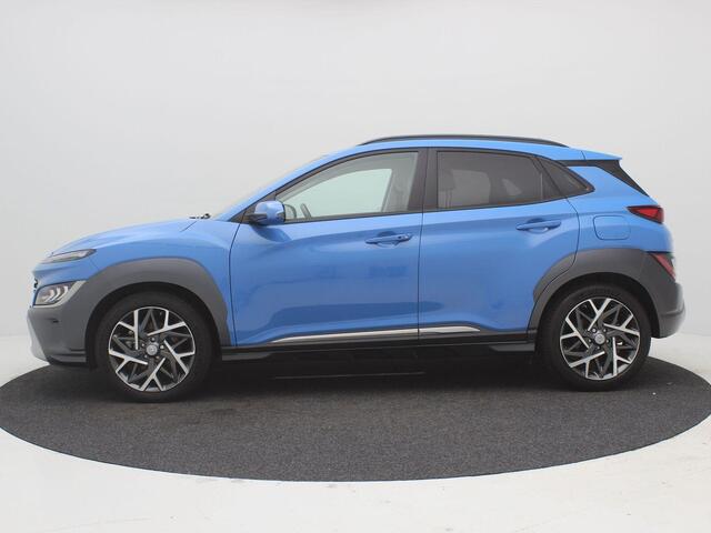 Hyundai Kona 1.6 GDI HEV Fashion Design Sky / Lederen bekleding / Trekhaak (Afn) / Schuif-kanteldak / 18" LMV / HUD Display / Navigatie / Adaptieve Cruise Control /