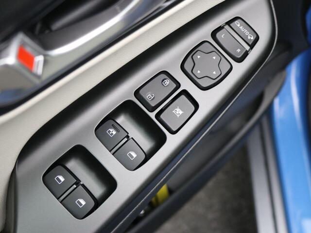 Hyundai Kona 1.6 GDI HEV Fashion Design Sky / Lederen bekleding / Trekhaak (Afn) / Schuif-kanteldak / 18" LMV / HUD Display / Navigatie / Adaptieve Cruise Control /