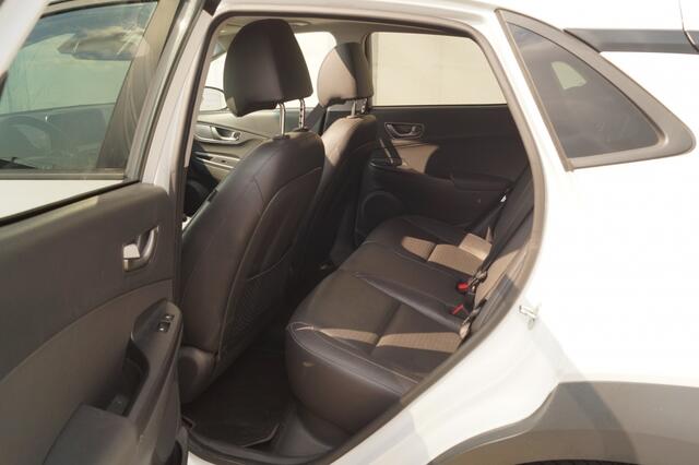 Hyundai Kona EV Premium 64kWh -LEER-ECC-S.DAK-TREKHAAK-