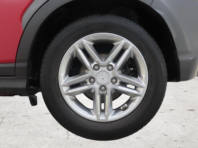 Hyundai Kona 1.0 T-GDI Comfort (120PK) 2e-Eig, Keurig-Onderh., BOVAG-Garantie, Apple-Carplay/Android-Auto, Cruisecontrol, DAB, Airco/Climate-Control, Lane-Assist, Parkeersensoren, Achteruitrijcamera, LM.-Velgen, Privacy-Glas, NL-Auto