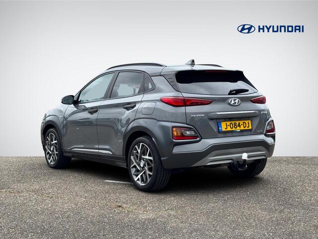 Hyundai Kona 1.6 GDI HEV Premium | Trekhaak | Head Up-Display | Leder | Stoelverwarming + -Ventilatie | LED Koplampen | Premium Audio | Rijklaarprijs!