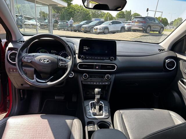 Hyundai Kona 1.6 GDI HEV Premium |Climate control| Sportvelgen| Trekhaak| Navigatiesysteem| Lederen bekleding| Acterruitrijcamera|