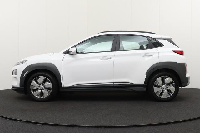 Hyundai Kona EV Comfort 64 kWh Warmtepomp Carplay Adapt. Cruise