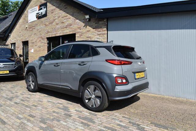 Hyundai Kona EV FASHION 64 KWH, ACC, Navi, HUD