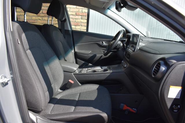 Hyundai Kona EV FASHION 64 KWH, ACC, Navi, HUD