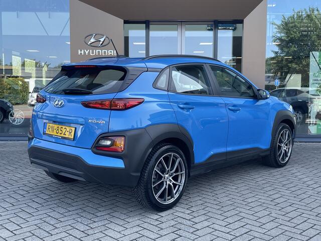 Hyundai Kona 1.0T Comfort | Navigatie via Apple Car Play | Achteruitrij camera | 18" lichtmetalen velgen