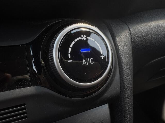 Hyundai Kona 1.6 GDI HEV Fashion / Airco / Cruise control / Automaat / Trekhaak - Trekgewicht Geremd 1300kg / Apple Carplay/Android Auto /