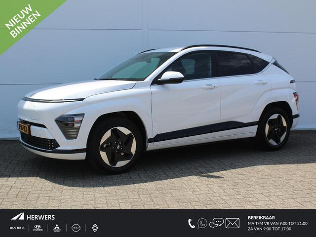 Hyundai Kona Electric Comfort Smart 65.4 kWh / Warmtepomp / Navigatie + Apple Carplay/Android Auto / Cruise Control Adaptief / Head-Up Display / Stoelverwarming /