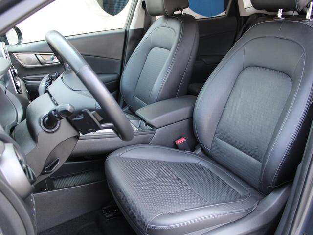 Hyundai Kona EV Premium 64 kWh | 482 KM ACTIERADIUS | ALL SEASON BANDEN |