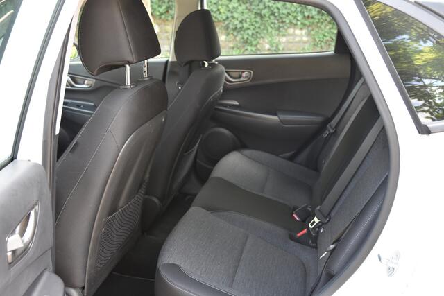 Hyundai Kona EV Comfort 64 kWh | 3-FASE | CAMERA | CARPLAY