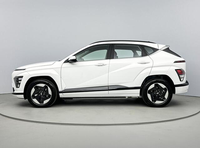 Hyundai Kona Electric Comfort Smart 65.4 kWh | Nieuw, snel leverbaar | Warmtepomp + V2L | ¤ 4.000,- VOORDEEL!