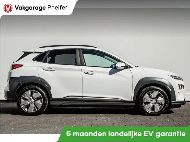 Hyundai Kona EV Fashion 64 kWh 3-Fase/ Full map navigatie/ HUD/ Camera/ DAB+/ Carplay