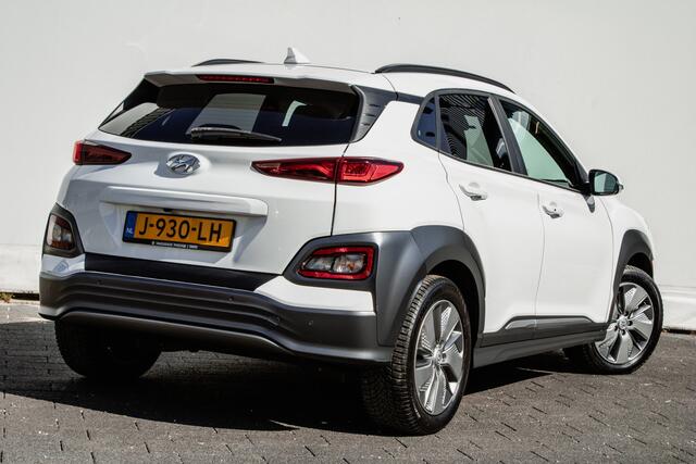 Hyundai Kona EV Fashion 64 kWh 3-Fase/ Full map navigatie/ HUD/ Camera/ DAB+/ Carplay