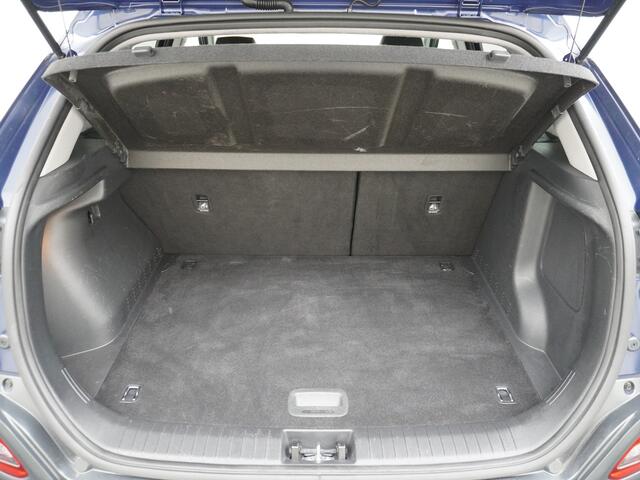 Hyundai Kona EV 64kWh 204pk 3 Fase Leder Apple Carplay Android Auto Head-Up display Navi Camera Standkachel Adaptive Cruise/Stop&Go Zelfsturend Multimedia Led Keyless Dab+ Premium Automaat Pdc Elektr.Stoelen+Verwarmd+Ventilatie-koeling