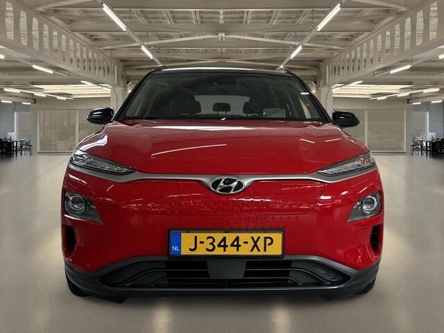 Hyundai Kona EV Premium 64 kWh Leer/headup display/Soh 99 %