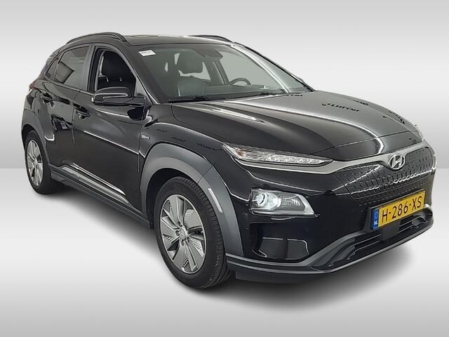 Hyundai Kona EV Premium 64 kWh (204 PK) 1e-Eig. & Dealer-Onderh. BOVAG-Garantie. NL-Auto.