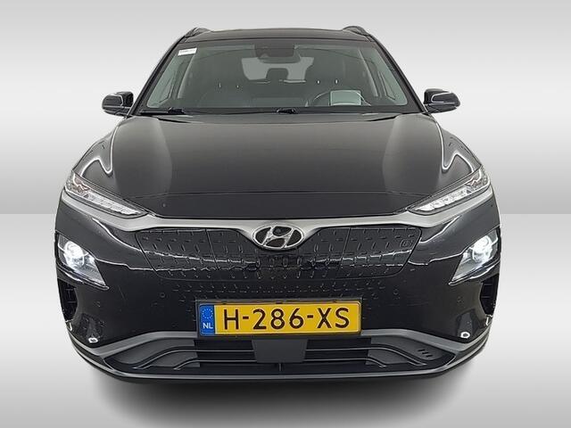 Hyundai Kona EV Premium 64 kWh (204 PK) 1e-Eig. & Dealer-Onderh. BOVAG-Garantie. NL-Auto.