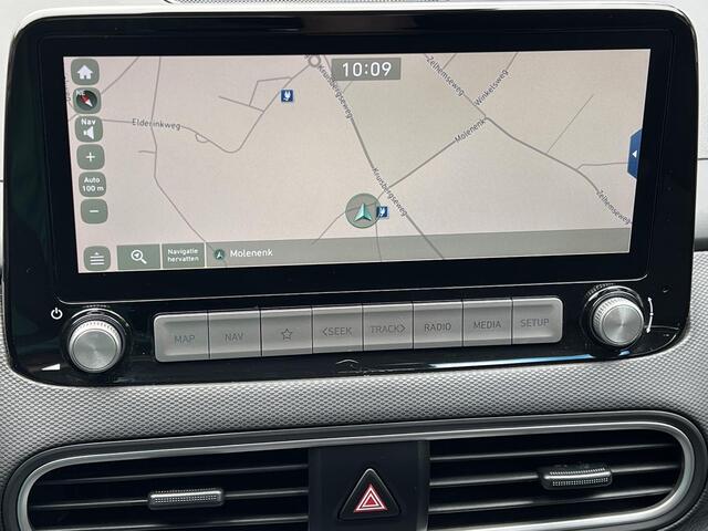 Hyundai Kona EV Comfort Smart 39 kWh Automaat / Warmtepomp / WLTP 305 KM / Bluelink Navigatie / Apple Carplay Android /