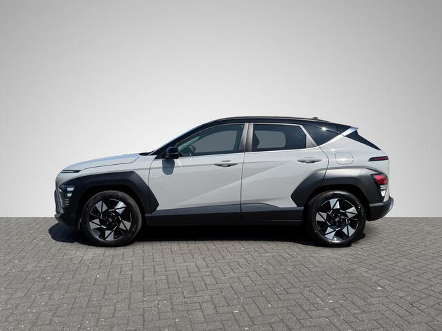 Hyundai Kona 1.6 GDI HEV Premium | Two-Tone Lakkleur | Stoelverwarming + -Ventilatie | 360° Camera | Leder | Navigatie | Apple Carplay/Android Auto | Geheugenstoel | Rijklaarprijs!