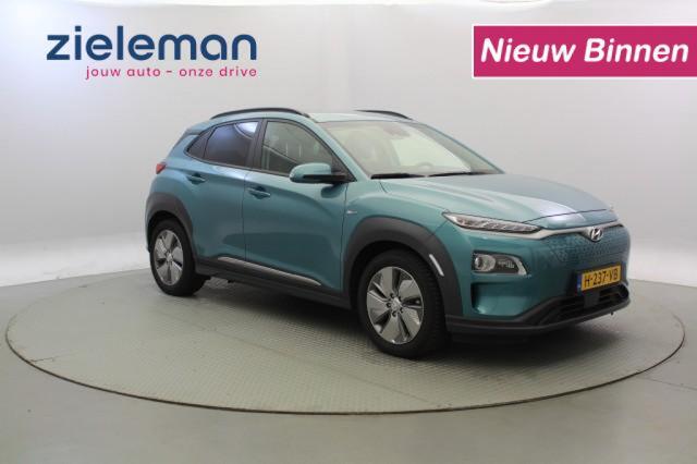 Hyundai Kona Electric Premium 64 kWh - Carplay, Camera, Leer, Stoelverw.